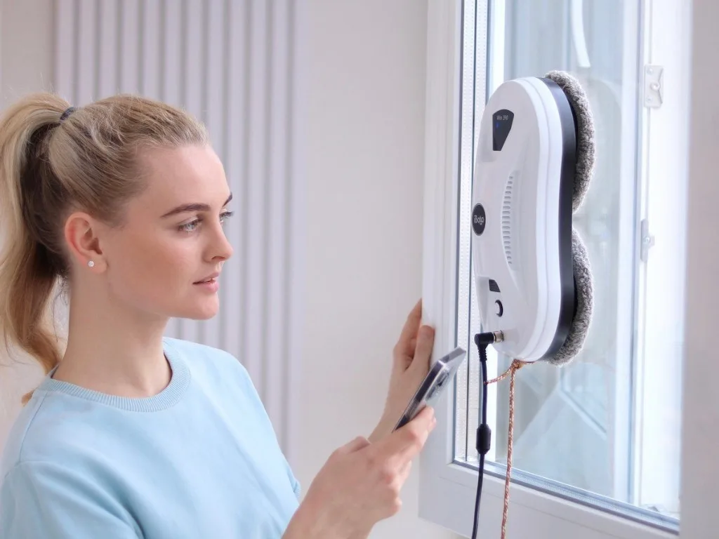 Steuerung eines Fensterputzroboters per Smartphone